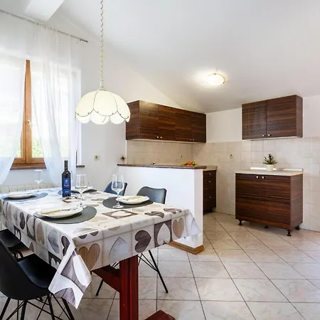 Apartment Stunning In